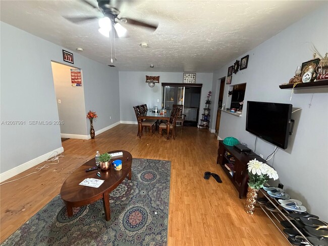 Photo - 1160 NW 77th Way