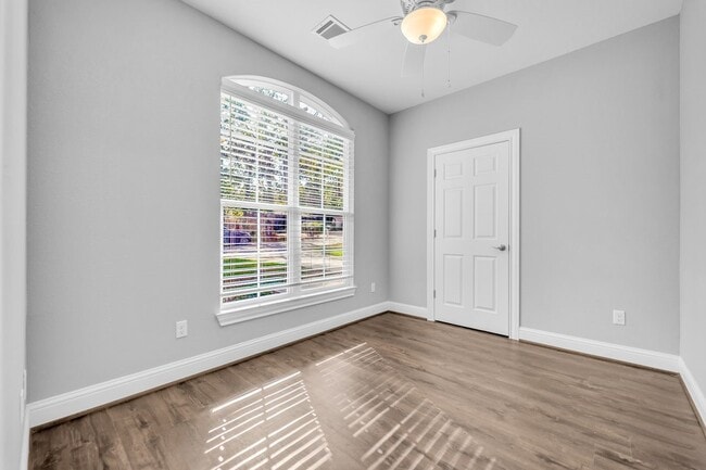 1 Hanover Ln