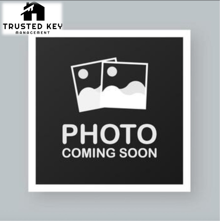 Photo - 1166 E Woodrow Ave