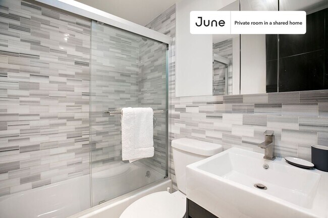 Photo - Room in Shared 6 bed/2 bath home Unit D