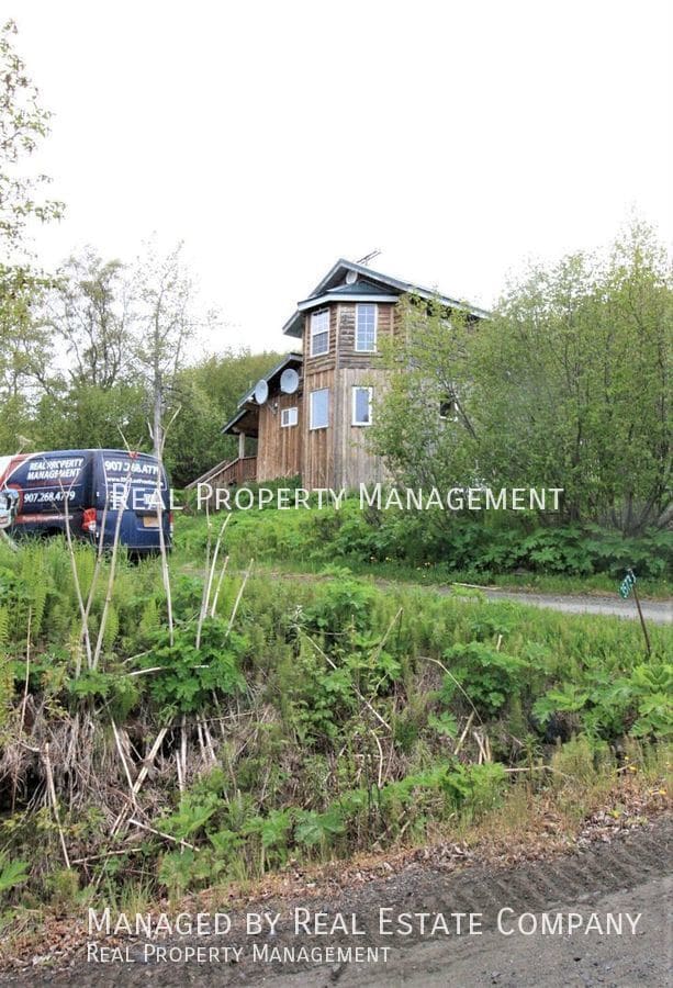 Photo - 35735 Cloverdale Cir