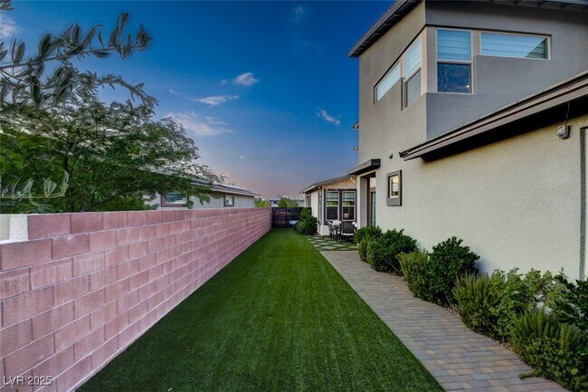 Photo - 9702 Starlight Ridge Ave