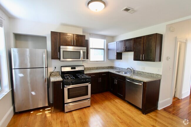 Building Photo - 299 Lexington St Rental