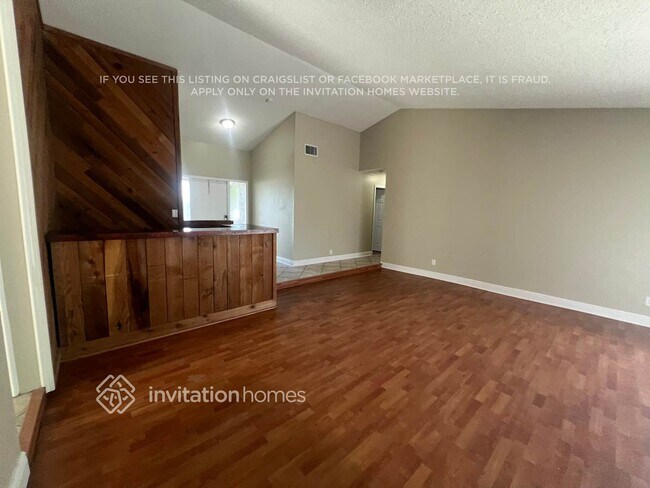 Photo - 8400 NW 49th St