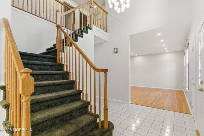 Photo - 857 Woodbury Dr