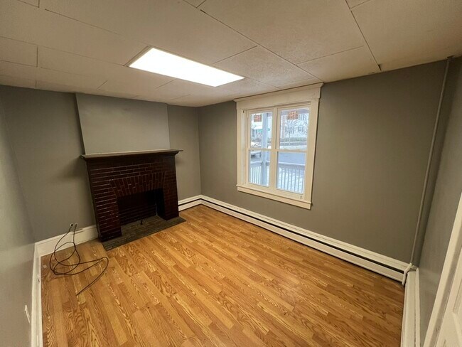 Photo - 443-445 Scott St Unit 1R