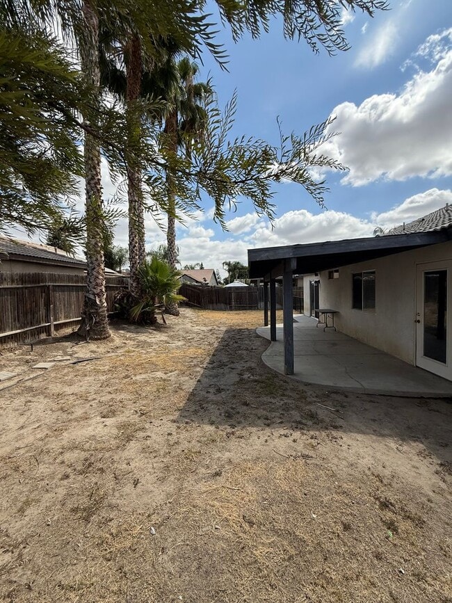 Photo - Spacious 4-Bedroom Home in Southwest Baker...