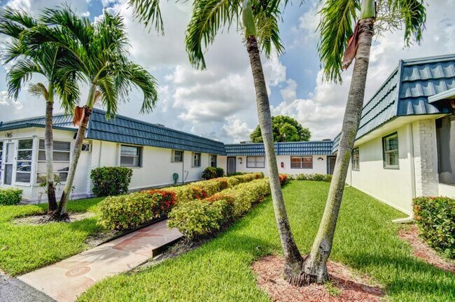 Photo - 42 Waterford B Unit B