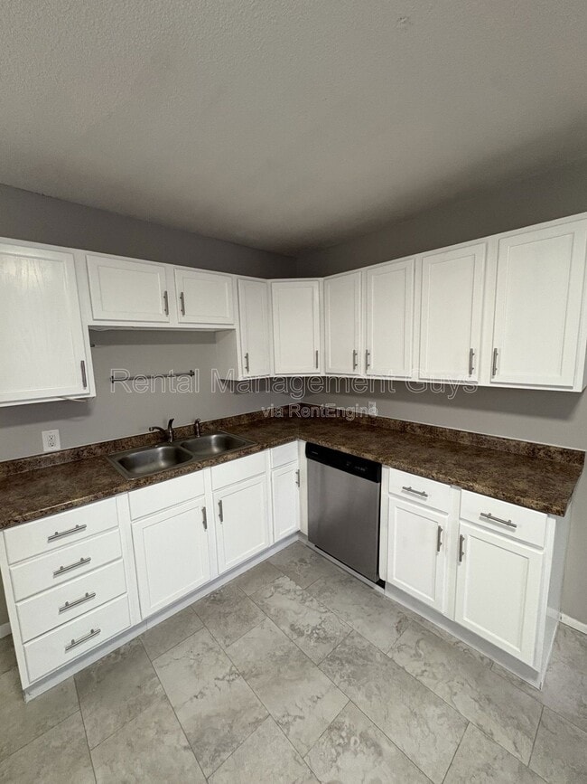 Photo - 1826 NE Jackson St