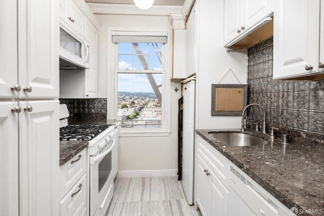 Photo - 2701 Van Ness Ave