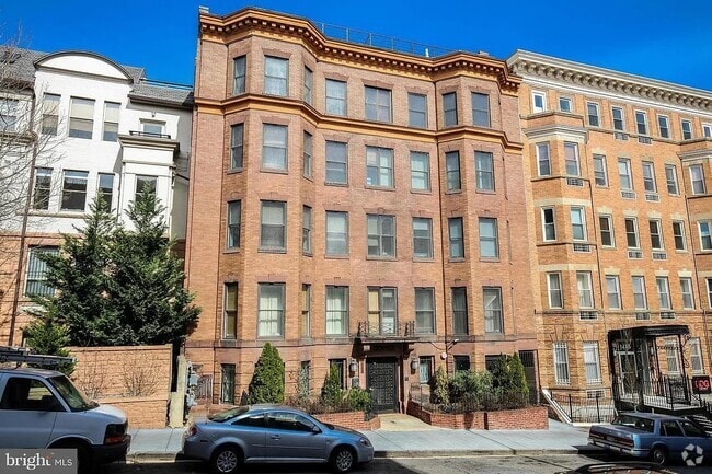 Building Photo - 1417 Chapin St NW Rental