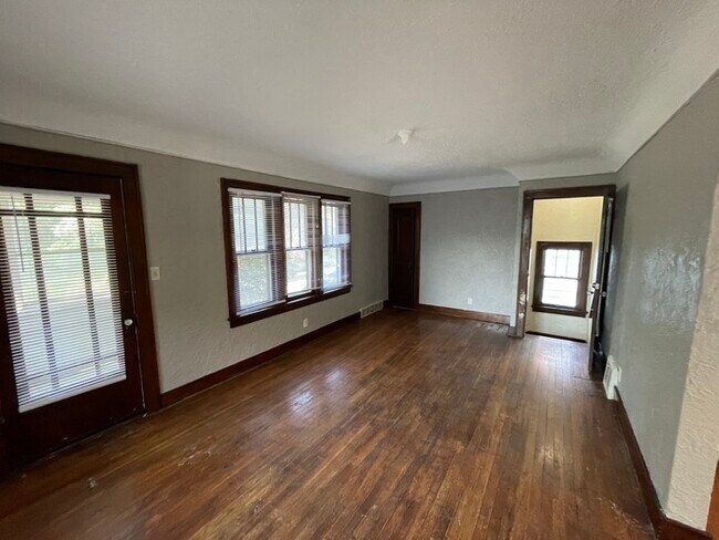 Photo - Upper Duplex large rooms and 3 season porch