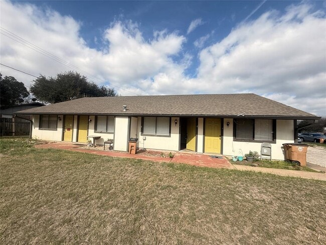 Photo - 2607 Ektom Dr Unit B