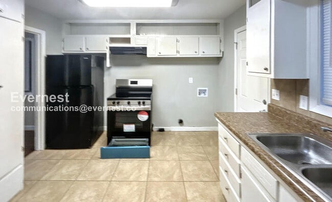 Photo - 244 E Haven Dr