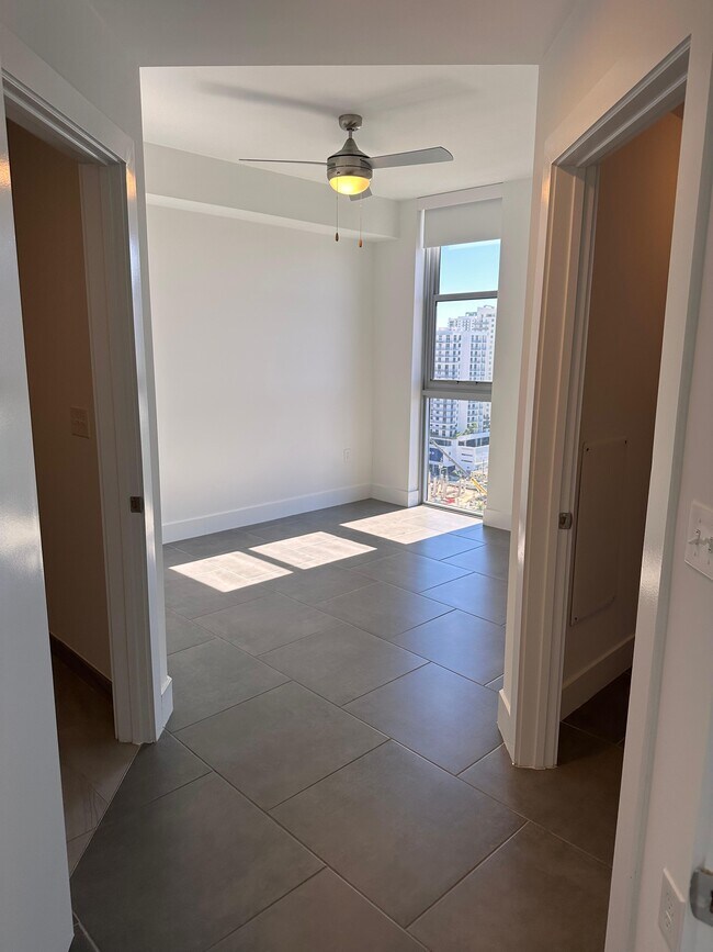 Photo - 133 NE 24th St