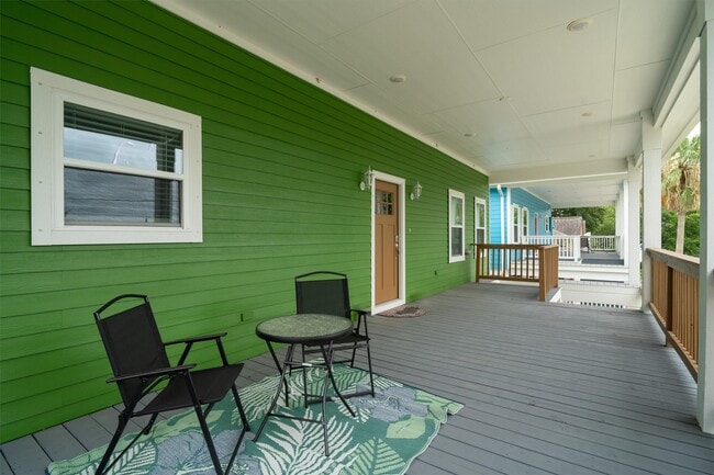 Photo - 213 West Dr