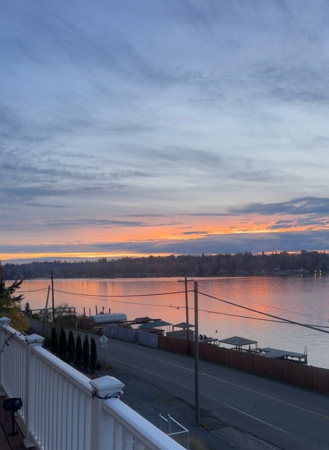 Photo - 230 116th Ave NE