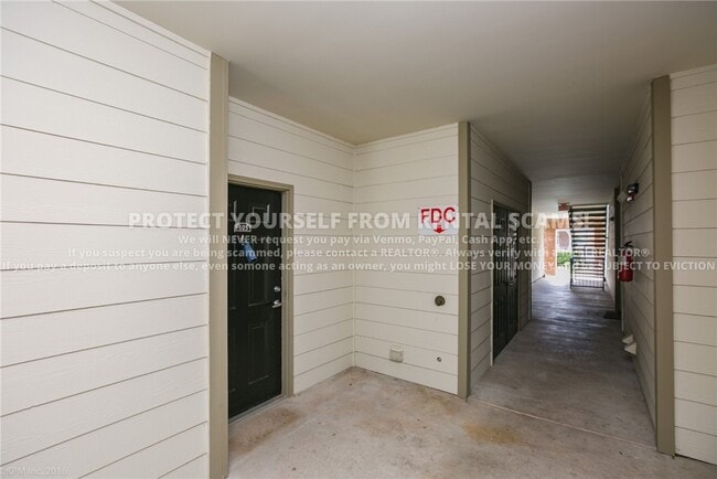 Photo - 4261 NE Meadow Creek Cir Unit 105
