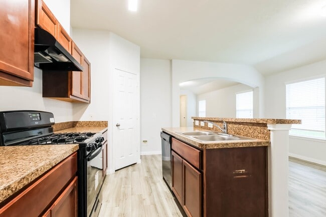 Photo - 21718 Martin Grove Ct