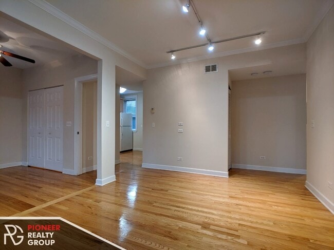 Photo - 3240 N Clifton Ave