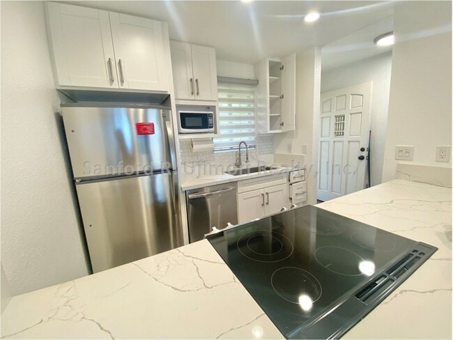 Building Photo - waipa105 Unit 1