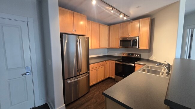 Kitchen - Jefferson Block Apartments