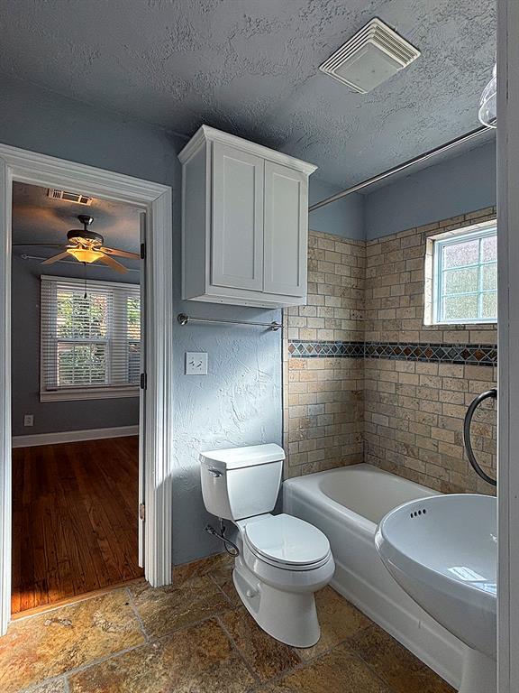 Photo - 531 NW 48th St