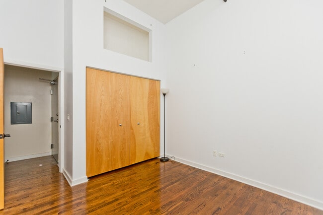 Photo - 1224 W Van Buren St Unit #  0622