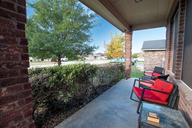 Photo - 2405 S Clear Creek Rd