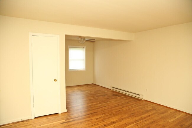 Photo - 302 Carlton Rd Unidad Apt #B