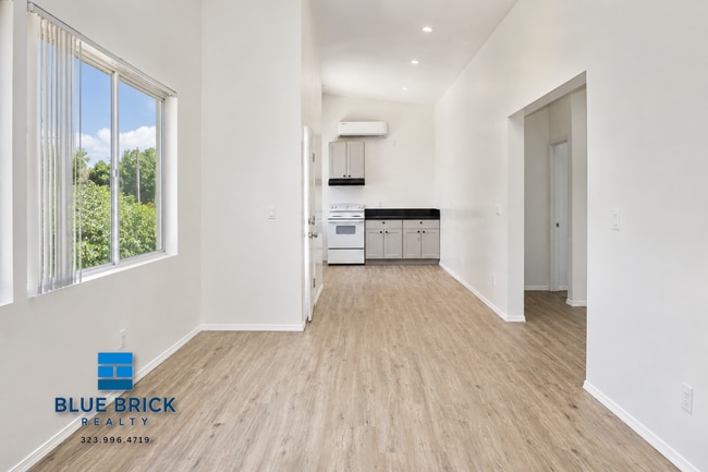 13441 Vanowen St Unidad 1