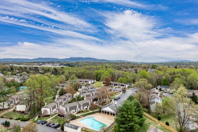 Photo - North Woods at The Four Seasons