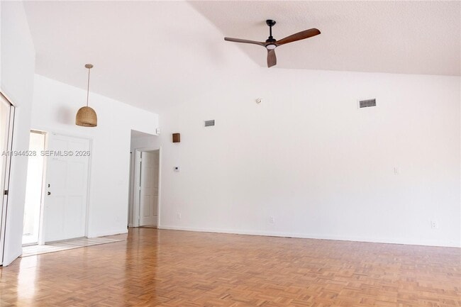 Photo - 8775 SW 57th St