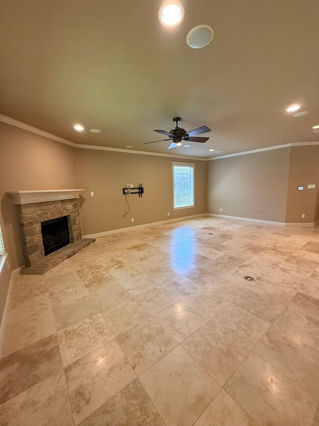 4306 Rock Bend Dr