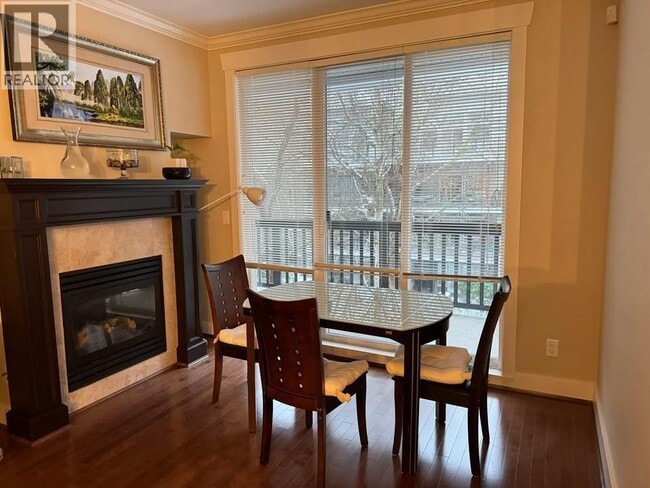 Building Photo - 6279 Eagles Dr Unit 214