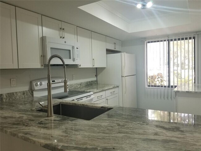 Photo - 7842 Eagle Creek Dr Unit 7842
