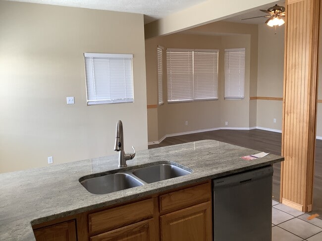 Photo - 6676 Augusta Hills Dr NE