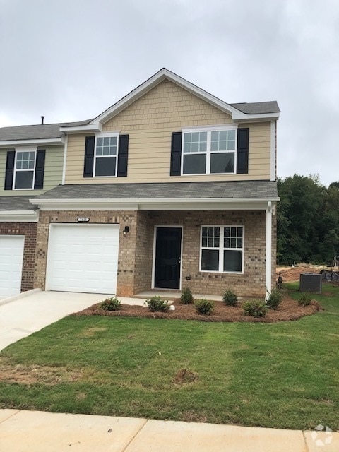 Building Photo - Beautiful House in Charlotte