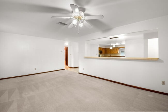 Photo - Home For Rent in St Petersburg!