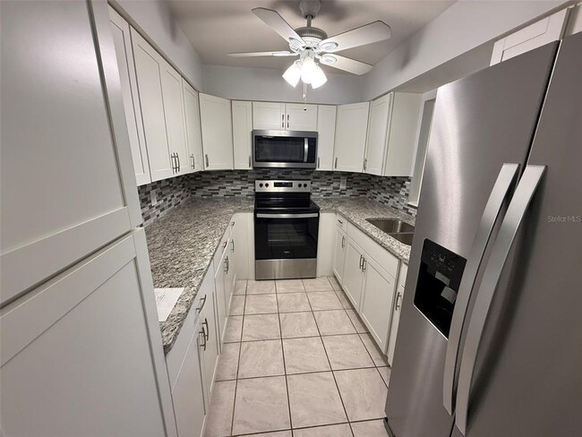 Photo - 186 Salem Ave NW