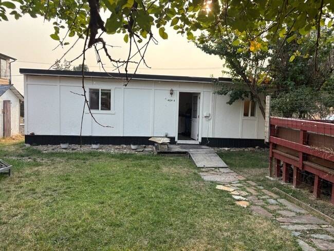 Building Photo - Smith Unit 404 Arlee St S #A Rental