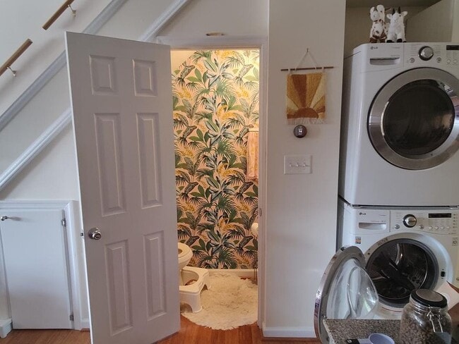 Photo - 707 15th St NE