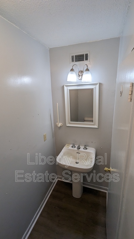 Photo - 1067 Kelly Dr Condo