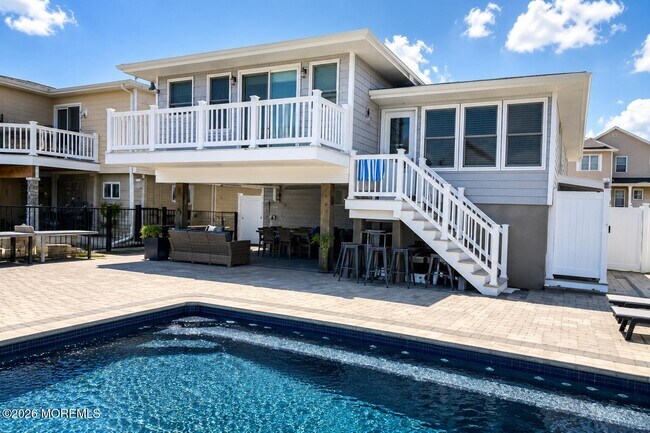 9 Neptune Rd