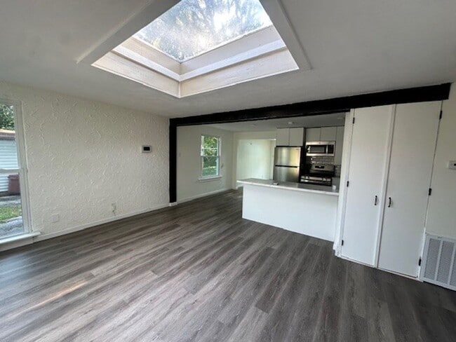 Photo - Chic, Sunlit & Move-In Ready – $500 off 1s...