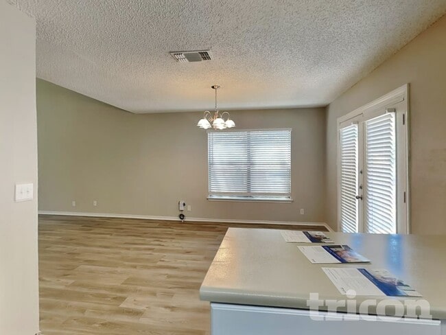 Photo - 7715 Skyline Ridge Dr