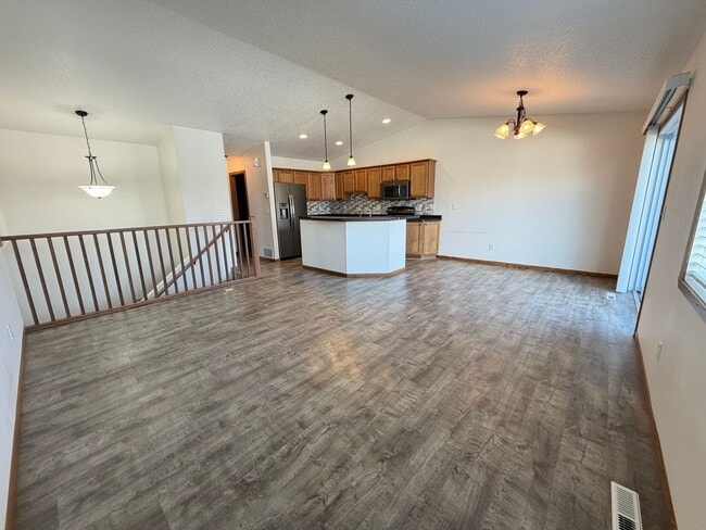 Photo - 2480B 5th St W