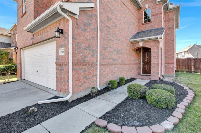 Photo - 15900 Alvarado Dr