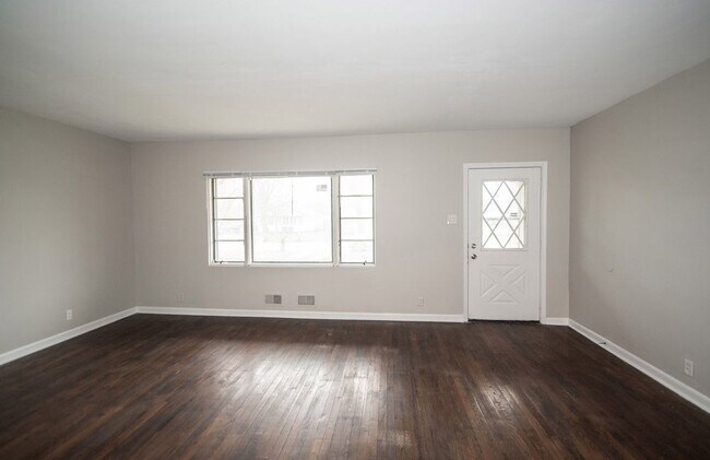 Photo - 3309 Mars Hill St