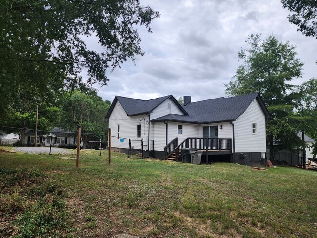 Photo - 1828 Maxton Ave